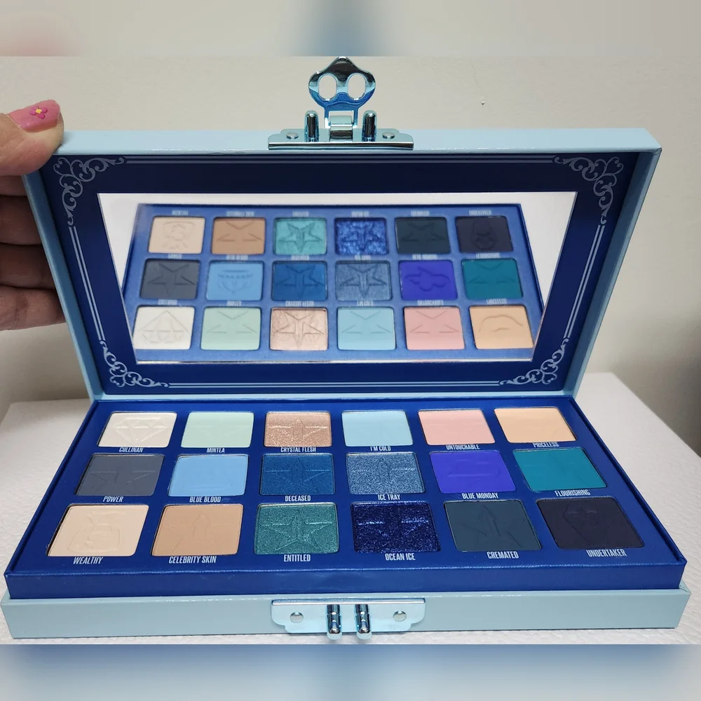 JEFFREE STAR COSMETICS Blue Blood ARTISTRY Pallette 18 Eyeshadows NWT